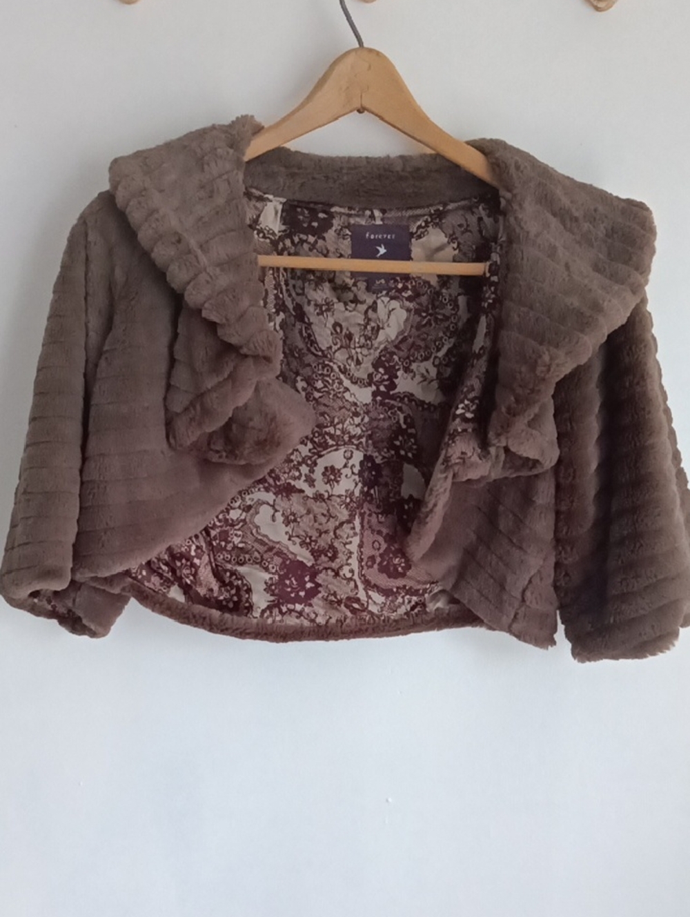 Forever 21 Taupe Cropped Faux Fur Bolero